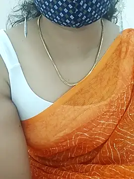 Snapshot of Angleannie chatting on 11/02/25, 02:22 Angleannie online show from 11/02/25, 02:22