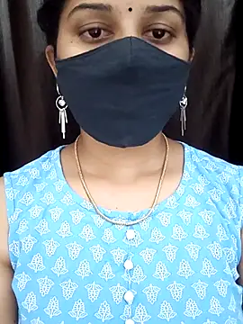 Snapshot of Angleannie chatting on 11/16/25, 06:56 Angleannie online show from 11/16/25, 06:56