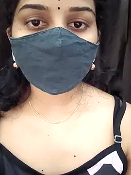 Snapshot of Angleannie chatting on 02/13/26, 07:03 Angleannie online show from 02/13/26, 07:03