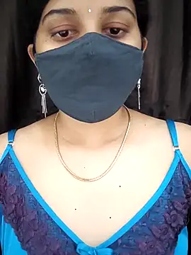 Snapshot of Angleannie chatting on 11/27/25, 05:24 Angleannie online show from 11/27/25, 05:24