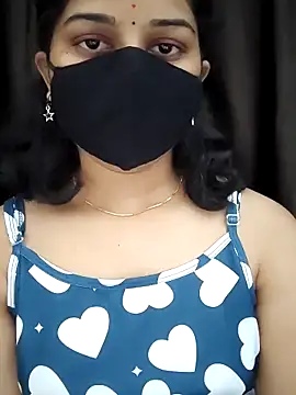 Snapshot of Angleannie chatting on 02/23/26, 05:46 Angleannie online show from 02/23/26, 05:46