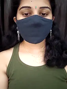 Snapshot of Angleannie chatting on 11/10/25, 04:23 Angleannie online show from 11/10/25, 04:23