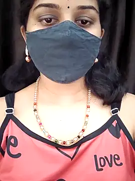 Snapshot of Angleannie chatting on 02/21/26, 06:21 Angleannie online show from 02/21/26, 06:21