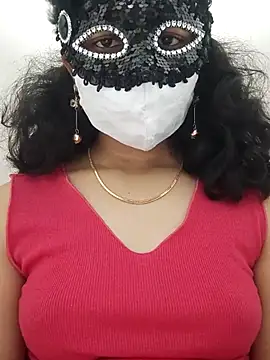 Snapshot of Angleannie chatting on 10/07/25, 05:03 Angleannie online show from 10/07/25, 05:03