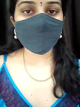 Snapshot of Angleannie chatting on 01/07/26, 06:24 Angleannie online show from 01/07/26, 06:24