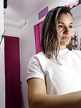 sweetfantasyy69 online show from 05/13/26, 05:20