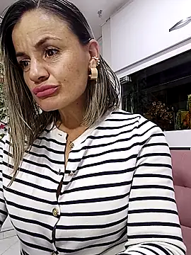 sweetfantasyy69 online show from 05/22/26, 01:14