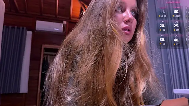 Femdom Lola online show from 06/03/26, 12:28