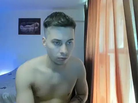 Dreamboy24 online show from 04/15/26, 11:59