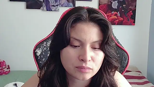 jessica gomez online show from 11/12/25, 07:51