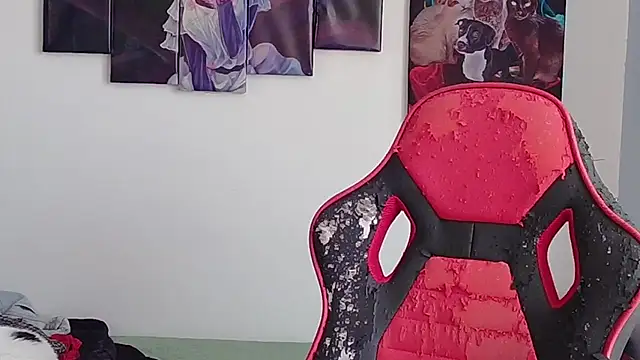 jessica gomez online show from 11/11/25, 09:20