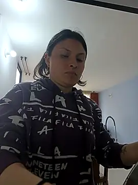 jessica gomez online show from 09/27/25, 05:19