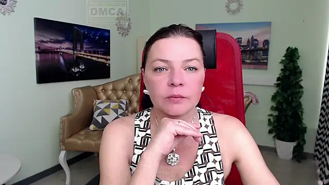 Snapshot of Lily_flower7 chatting on 06/20/26, 05:23 Lily flower7 online show from 06/20/26, 05:23