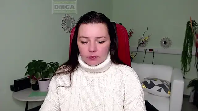 Lily flower7 online show from 10/29/25, 02:54