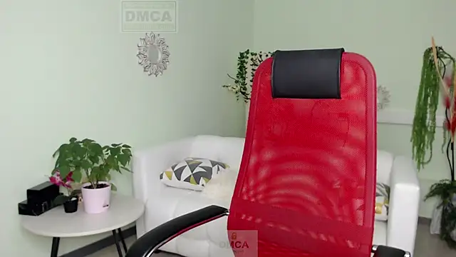 Lily flower7 online show from 10/17/25, 04:49