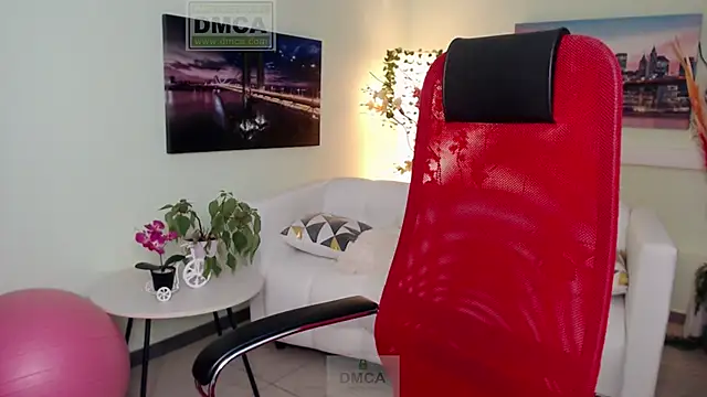 Lily flower7 online show from 11/27/25, 06:14