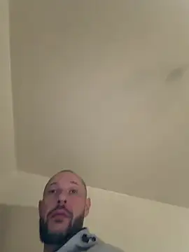 Guitccch online show from 03/08/26, 07:50