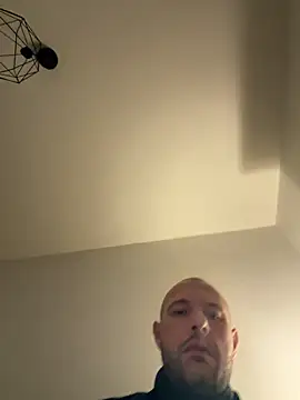 Guitccch online show from 02/10/26, 02:54