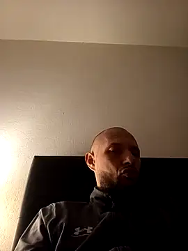 Guitccch online show from 04/03/26, 01:45