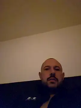 Guitccch online show from 11/26/25, 04:45