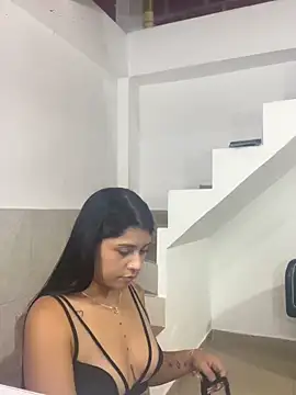 CandyRoxx1  online show from 04/12/26, 04:38