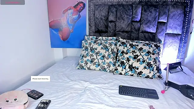 Snapshot of CandyRoxx1_ chatting on 11/21/25, 05:12 CandyRoxx1 online show from 11/21/25, 05:12