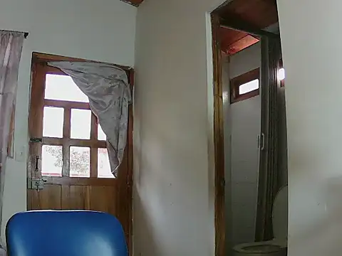 brittanycheeks online show from 10/15/25, 10:18