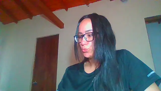 brittanycheeks online show from 04/18/26, 08:53