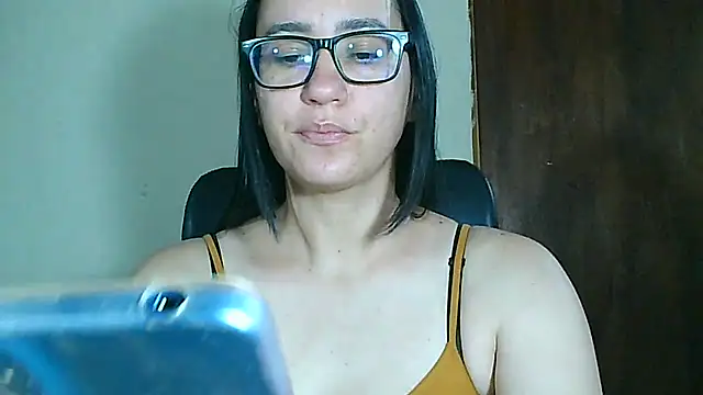 Snapshot of brittanycheeks chatting on 05/18/26, 11:31 brittanycheeks online show from 05/18/26, 11:31