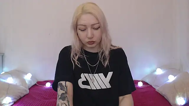 Emily hardcore online show from 07/04/26, 09:30