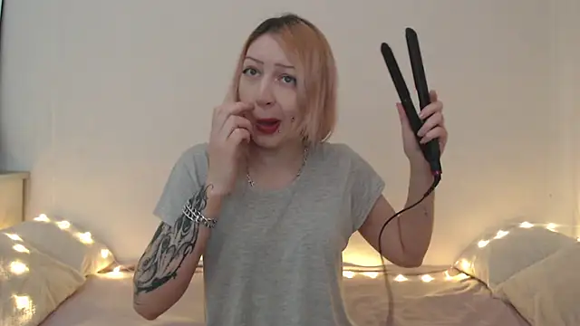 Emily hardcore online show from 06/19/26, 08:36