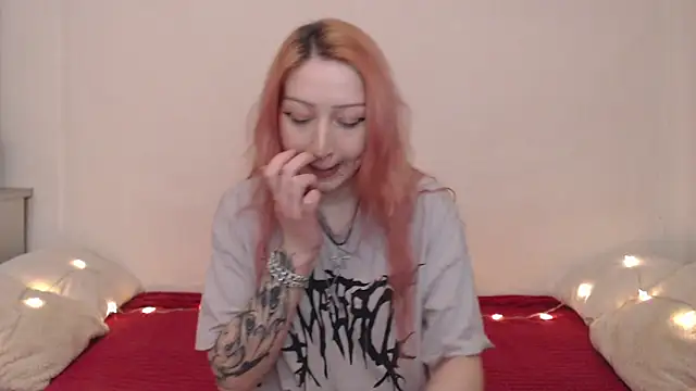 Emily hardcore online show from 04/29/26, 10:05