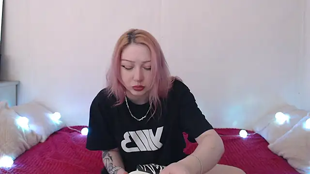 Emily hardcore online show from 04/13/26, 08:57