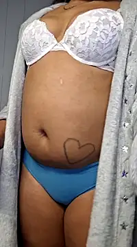 Snapshot of samone9 chatting on 02/01/25, 12:07 samone9 online show from 02/01/25, 12:07