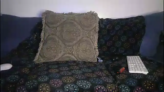 samone9 online show from 12/15/25, 12:27