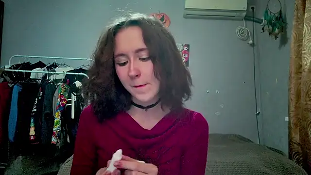 Snapshot of JoannaTompson chatting on 09/30/25, 11:44 JoannaTompson online show from 09/30/25, 11:44