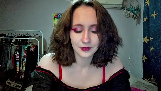JoannaTompson online show from 08/05/26, 11:21