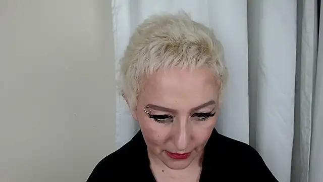 FRANCHEZKA online show from 04/01/26, 05:53