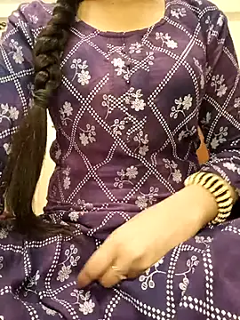 Snapshot of Ruchi-34 chatting on 07/11/26, 01:39 Ruchi-34 online show from 07/11/26, 01:39