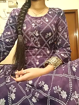 Snapshot of Ruchi-34 chatting on 06/11/26, 03:03 Ruchi-34 online show from 06/11/26, 03:03
