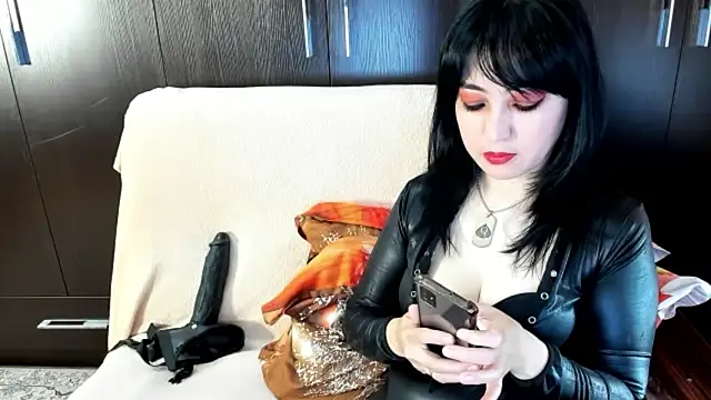DaisyMun online show from 05/08/26, 04:27