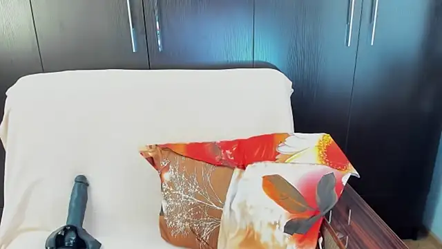 DaisyMun online show from 12/02/25, 04:36