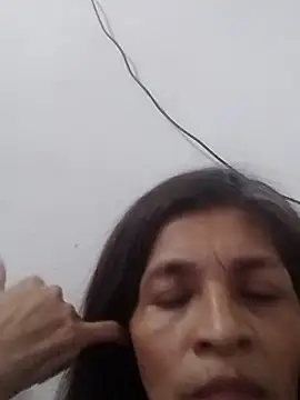 Snapshot of soltrinidad chatting on 09/14/25, 11:05 soltrinidad online show from 09/14/25, 11:05