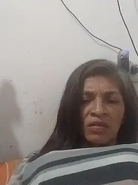 soltrinidad online show from 11/01/25, 03:46