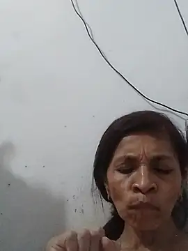 soltrinidad online show from 11/12/25, 04:16