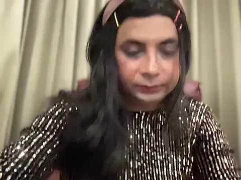 Snapshot of slavekinky001 chatting on 10/07/25, 08:43 slavekinky001 online show from 10/07/25, 08:43