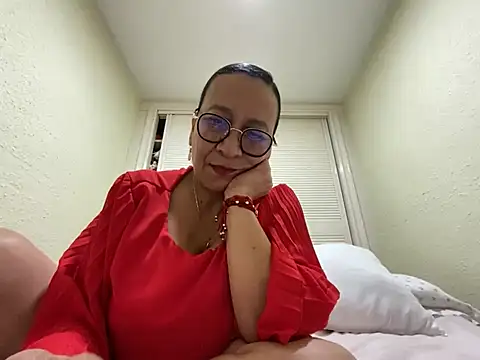 Snapshot of sweeviolet chatting on 02/22/25, 02:19 sweeviolet online show from 02/22/25, 02:19