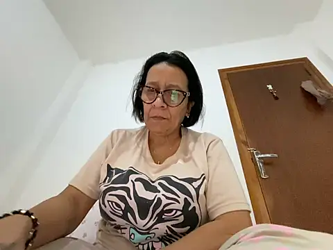 sweeviolet online show from 04/02/26, 07:15