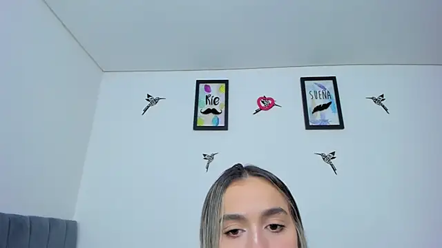 im sarah34 online show from 11/06/25, 05:50