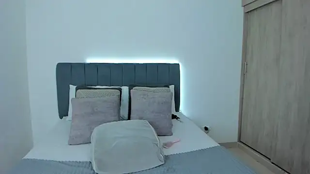 im sarah34 online show from 05/21/26, 07:22